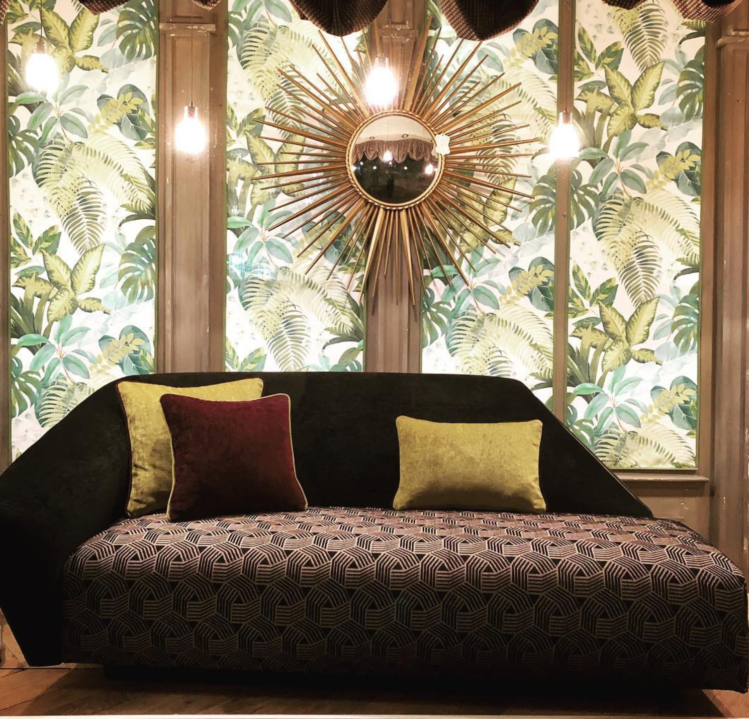 Coussins et abat-jour sur mesure par Tapisserie & Décoration BIC, réalisation n°33