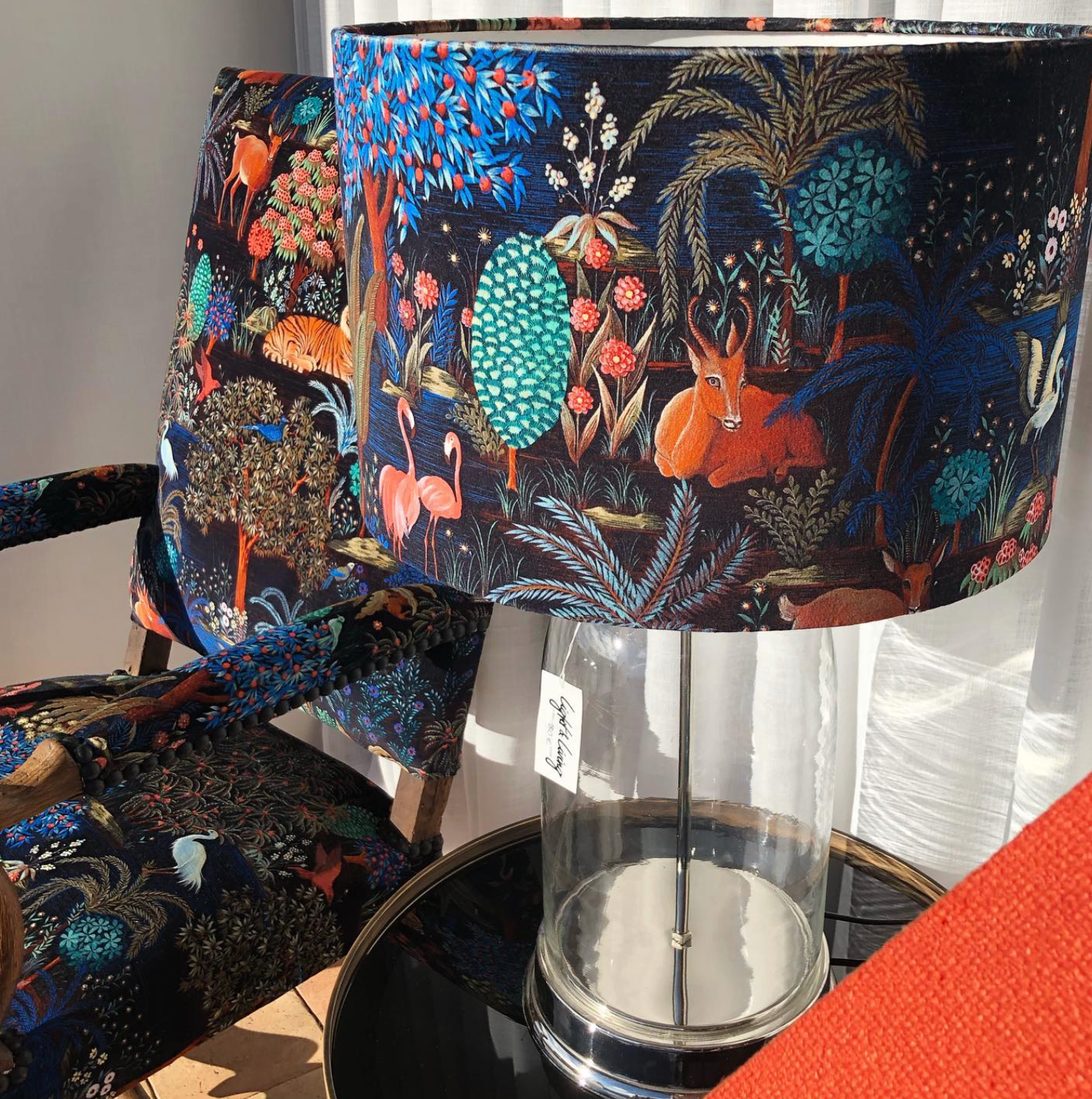 Coussins et abat-jour sur mesure par Tapisserie & Décoration BIC, réalisation n°53
