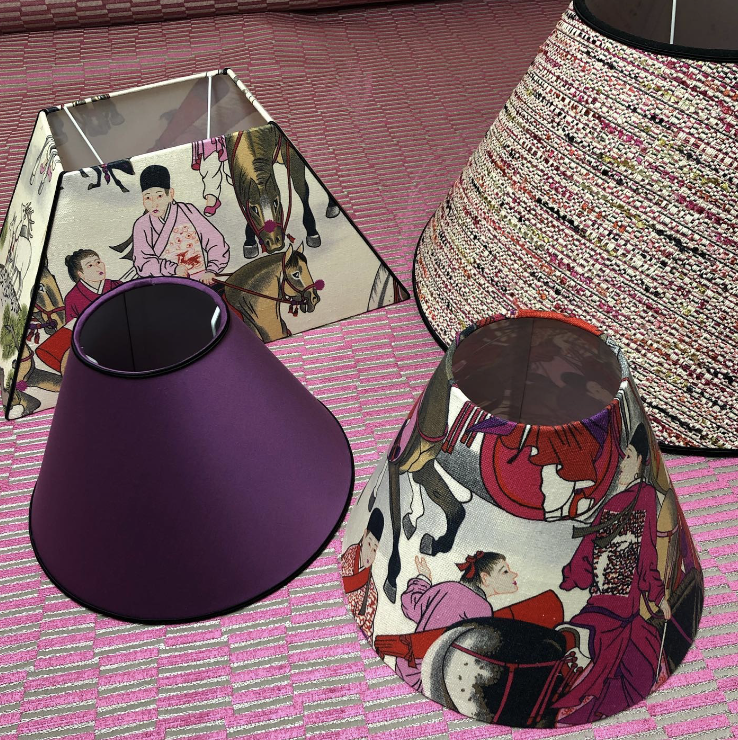 Coussins et abat-jour sur mesure par Tapisserie & Décoration BIC, réalisation n°50