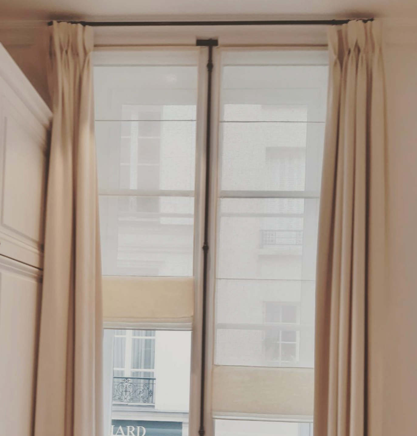 Rideaux et stores sur mesure par Tapisserie & Décoration BIC, réalisation n°14
