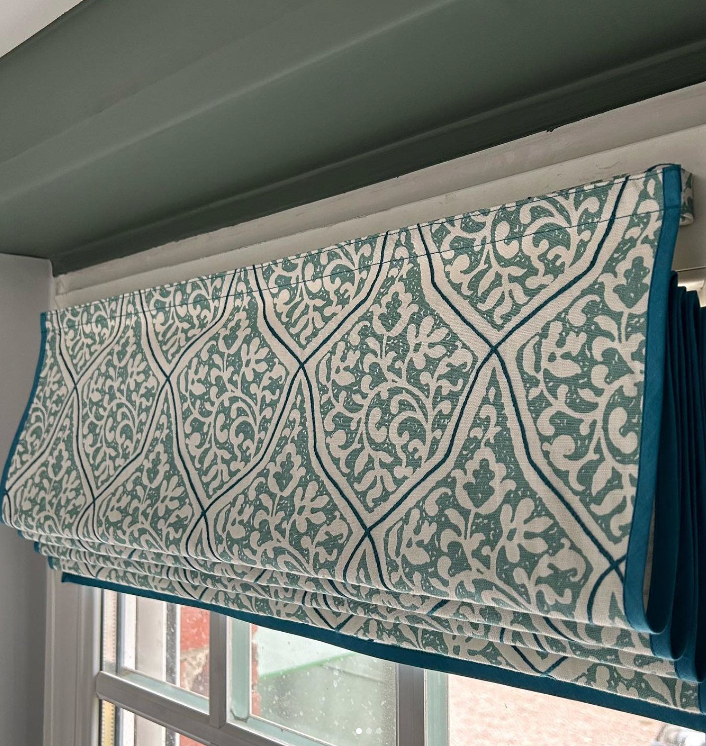 Rideaux et stores sur mesure par Tapisserie & Décoration BIC, réalisation n°10